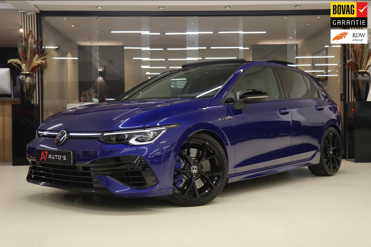 Volkswagen Golf 2.0 TSI R 4Motion PERFORMANCE AKRA/ABT/PANO/CAM/IQ/H&K/BOMVOL Volkswagen Golf 2.0 TSI R 4Motion PERFORMANCE AKRA/ABT/PANO/CAM/IQ/H&K/BOMVOL