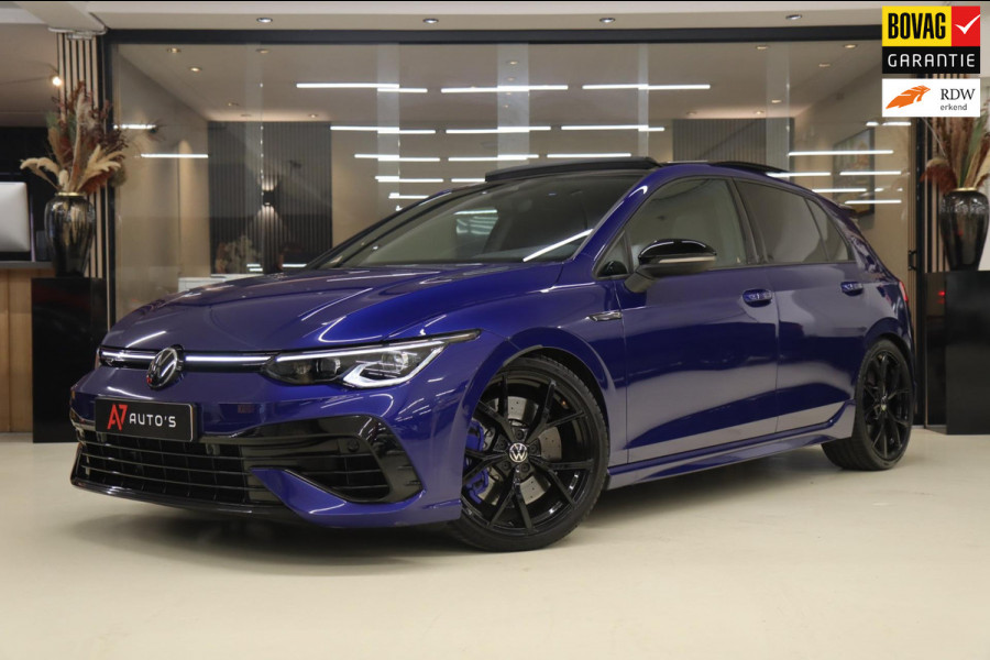 Volkswagen Golf 2.0 TSI R 4Motion PERFORMANCE AKRA/ABT/PANO/CAM/IQ/H&K/BOMVOL Volkswagen Golf 2.0 TSI R 4Motion PERFORMANCE AKRA/ABT/PANO/CAM/IQ/H&K/BOMVOL