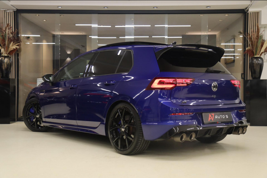 Volkswagen Golf 2.0 TSI R 4Motion PERFORMANCE AKRA/ABT/PANO/CAM/IQ/H&K/BOMVOL Volkswagen Golf 2.0 TSI R 4Motion PERFORMANCE AKRA/ABT/PANO/CAM/IQ/H&K/BOMVOL
