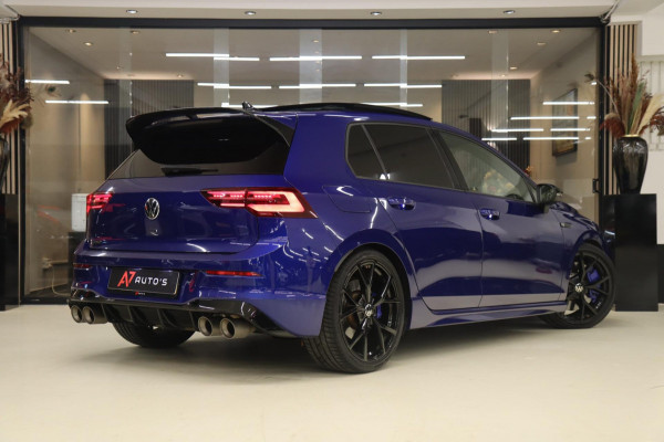 Volkswagen Golf 2.0 TSI R 4Motion PERFORMANCE AKRA/ABT/PANO/CAM/IQ/H&K/BOMVOL Volkswagen Golf 2.0 TSI R 4Motion PERFORMANCE AKRA/ABT/PANO/CAM/IQ/H&K/BOMVOL