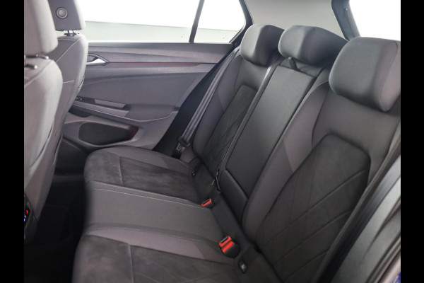 Volkswagen Golf 1.4 eHybrid Style 204 PK PHEV | Navigatie | Keyless entry | Ergo-Active bestuurdersstoel elektrisch verstelbaar, incl. geheugen-en massagefunctie | Stoelverwarming |