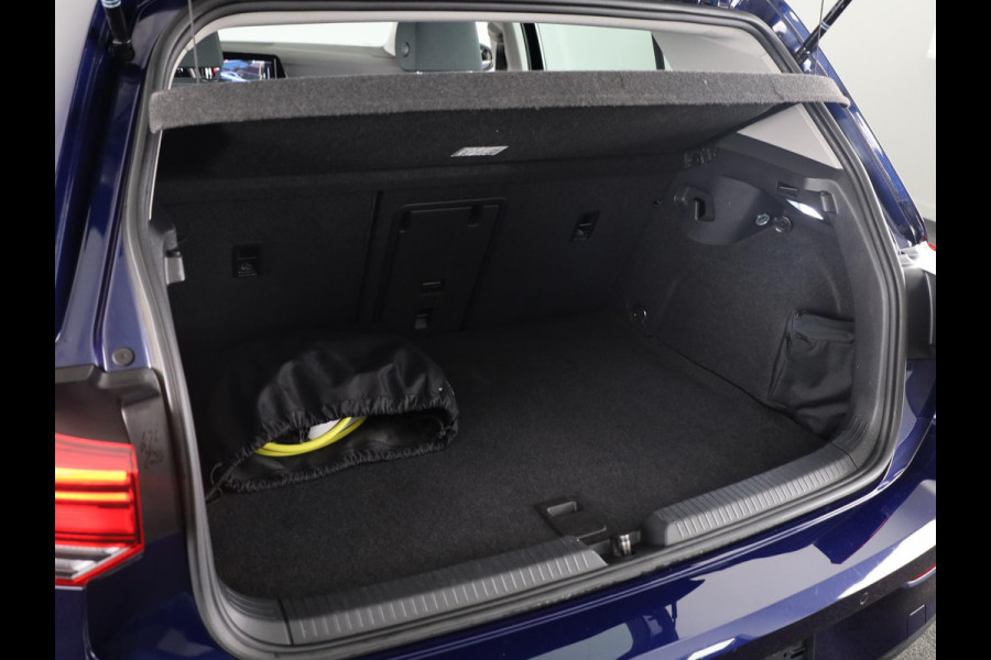Volkswagen Golf 1.4 eHybrid Style 204 PK PHEV | Navigatie | Keyless entry | Ergo-Active bestuurdersstoel elektrisch verstelbaar, incl. geheugen-en massagefunctie | Stoelverwarming |