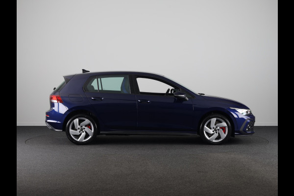 Volkswagen Golf 1.4 eHybrid Style 204 PK PHEV | Navigatie | Keyless entry | Ergo-Active bestuurdersstoel elektrisch verstelbaar, incl. geheugen-en massagefunctie | Stoelverwarming |