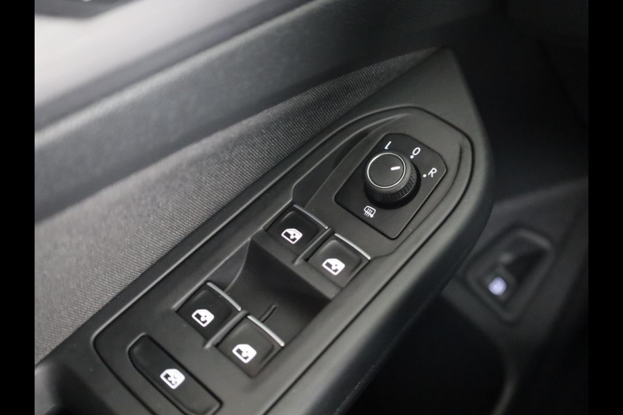 Volkswagen Golf 1.4 eHybrid Style 204 PK PHEV | Navigatie | Keyless entry | Ergo-Active bestuurdersstoel elektrisch verstelbaar, incl. geheugen-en massagefunctie | Stoelverwarming |