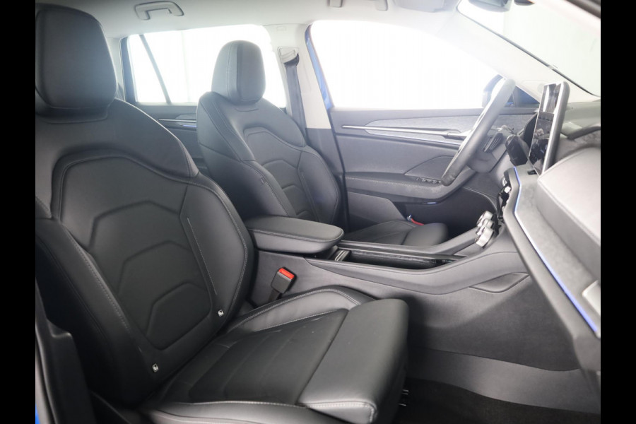 Škoda Kodiaq 1.5 TSI PHEV Business Edition 204pk | Light en View Pakket | Navigatie | Lederen bekleding | Elektrisch verstelbare stoelen met geheugen Škoda Kodiaq 1.5 TSI PHEV Business Edition 204pk | Light en View Pakket | Navigatie | Lederen bekleding | Elektrisch verstelbare stoelen met geheugen