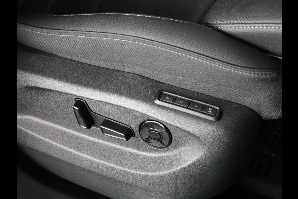 Škoda Kodiaq 1.5 TSI PHEV Business Edition 204pk | Light en View Pakket | Navigatie | Lederen bekleding | Elektrisch verstelbare stoelen met geheugen Škoda Kodiaq 1.5 TSI PHEV Business Edition 204pk | Light en View Pakket | Navigatie | Lederen bekleding | Elektrisch verstelbare stoelen met geheugen