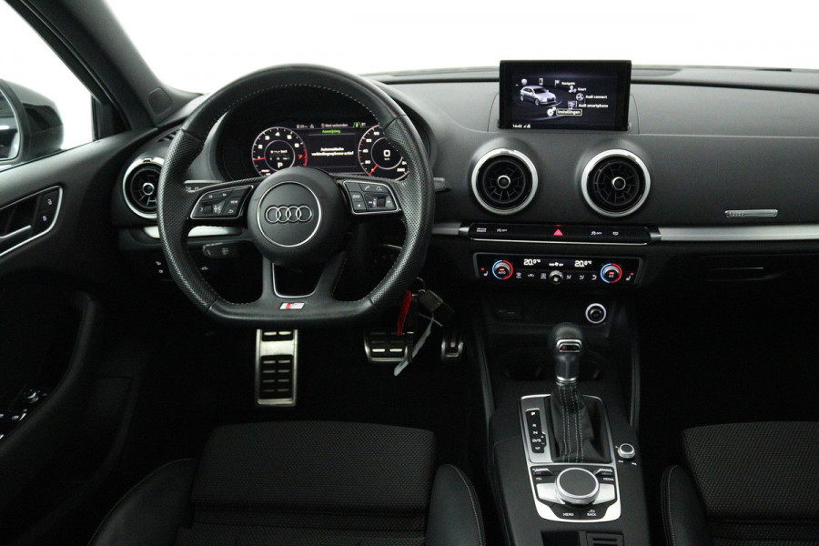 Audi A3 Sportback 35 TFSI CoD Advance Sport (PANORAMADAK, DIGITALE COCKPIT, STOELVERWARMING, NAVIGATIE, PARKEERSENSOREN) Audi A3 Sportback 35 TFSI CoD Advance Sport (PANORAMADAK, DIGITALE COCKPIT, STOELVERWARMING, NAVIGATIE, PARKEERSENSOREN)