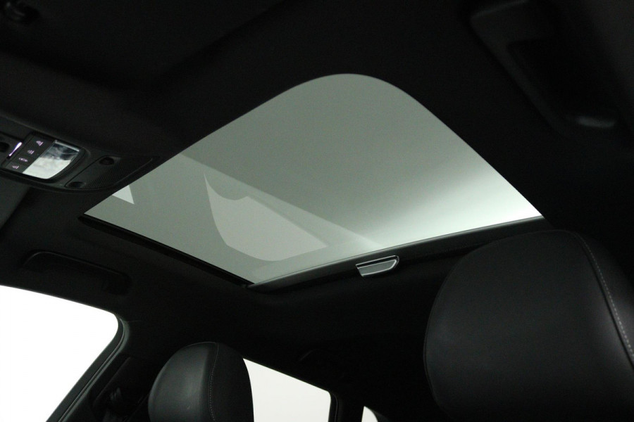 Audi A3 Sportback 35 TFSI CoD Advance Sport (PANORAMADAK, DIGITALE COCKPIT, STOELVERWARMING, NAVIGATIE, PARKEERSENSOREN) Audi A3 Sportback 35 TFSI CoD Advance Sport (PANORAMADAK, DIGITALE COCKPIT, STOELVERWARMING, NAVIGATIE, PARKEERSENSOREN)