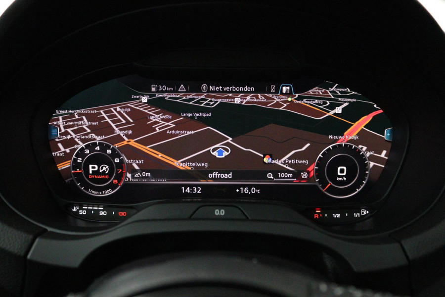 Audi A3 Sportback 35 TFSI CoD Advance Sport (PANORAMADAK, DIGITALE COCKPIT, STOELVERWARMING, NAVIGATIE, PARKEERSENSOREN) Audi A3 Sportback 35 TFSI CoD Advance Sport (PANORAMADAK, DIGITALE COCKPIT, STOELVERWARMING, NAVIGATIE, PARKEERSENSOREN)