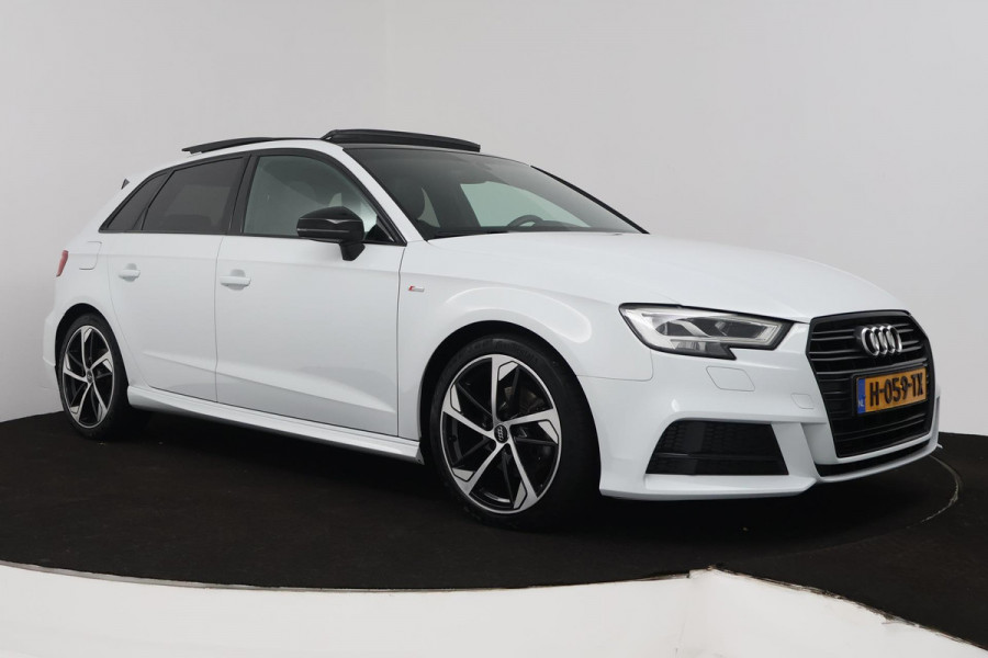 Audi A3 Sportback 35 TFSI CoD Advance Sport (PANORAMADAK, DIGITALE COCKPIT, STOELVERWARMING, NAVIGATIE, PARKEERSENSOREN) Audi A3 Sportback 35 TFSI CoD Advance Sport (PANORAMADAK, DIGITALE COCKPIT, STOELVERWARMING, NAVIGATIE, PARKEERSENSOREN)