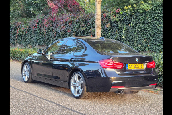 BMW 3-serie 320i Edition M Sport Shadow Ex Schuifdak Apple CarPlay Camera NAP NL Inklapbare spiegels LED