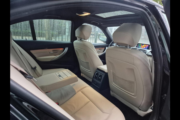 BMW 3-serie 320i Edition M Sport Shadow Ex Schuifdak Apple CarPlay Camera NAP NL Inklapbare spiegels LED