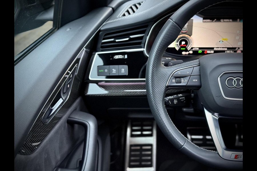 Audi Q8 55 TFSI e quattro S-Line Panoramadak|RS-zetels|Carbon|Softclose|Luchtvering|Keyless|Head-Up|Camera 360°|Matrix Audi Q8 55 TFSI e quattro S-Line Panoramadak|RS-zetels|Carbon|Softclose|Luchtvering|Keyless|Head-Up|Camera 360°|Matrix