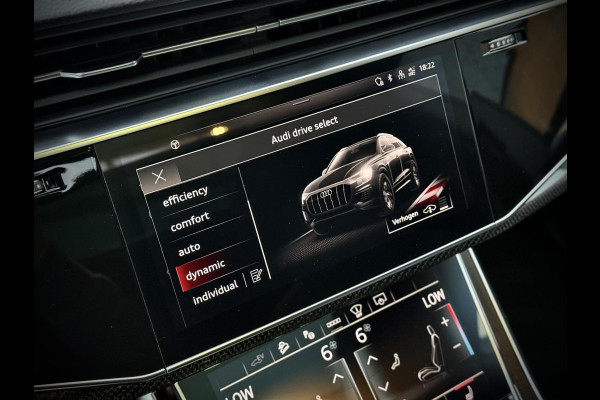 Audi Q8 55 TFSI e quattro S-Line Panoramadak|RS-zetels|Carbon|Softclose|Luchtvering|Keyless|Head-Up|Camera 360°|Matrix Audi Q8 55 TFSI e quattro S-Line Panoramadak|RS-zetels|Carbon|Softclose|Luchtvering|Keyless|Head-Up|Camera 360°|Matrix