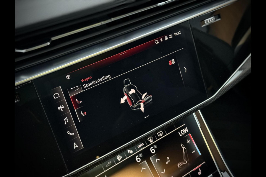 Audi Q8 55 TFSI e quattro S-Line Panoramadak|RS-zetels|Carbon|Softclose|Luchtvering|Keyless|Head-Up|Camera 360°|Matrix Audi Q8 55 TFSI e quattro S-Line Panoramadak|RS-zetels|Carbon|Softclose|Luchtvering|Keyless|Head-Up|Camera 360°|Matrix
