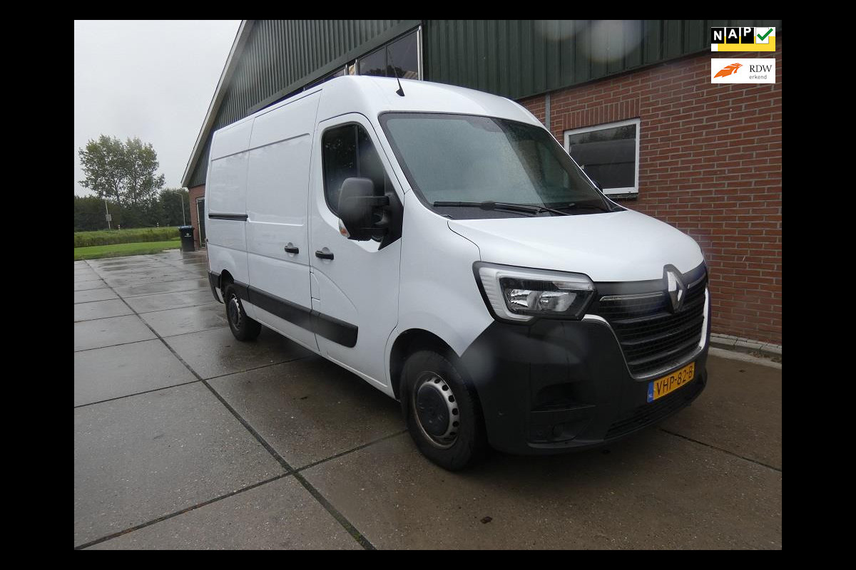 Renault Master T35 2.3 dCi 135 L2H2* camera* cr.control* Renault Master T35 2.3 dCi 135 L2H2* camera* cr.control*