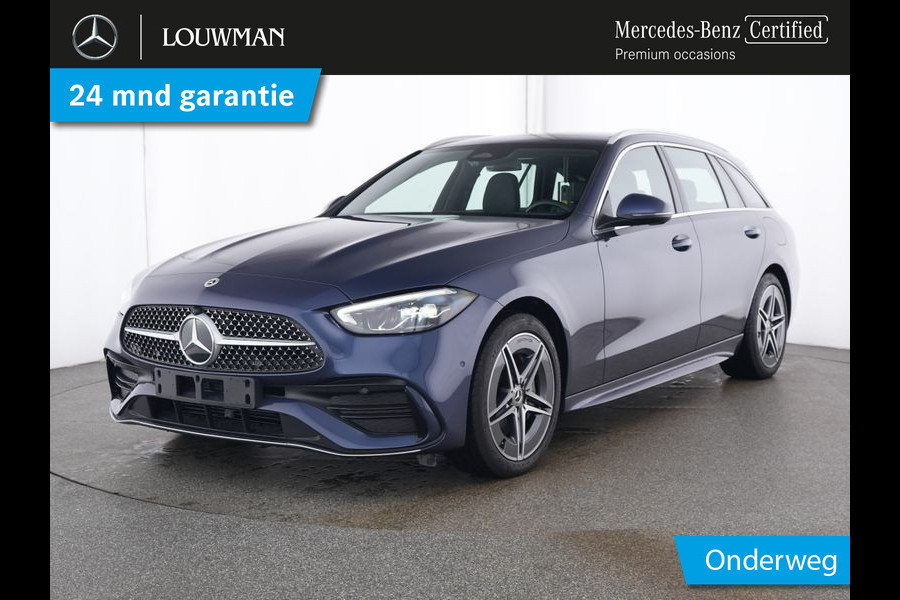 Mercedes-Benz C-Klasse Estate 300 e AMG Plug-In Hybride AMG Line | Trekhaak | Panorama Schuif-Kanrteldak | Distronic | Stuur en Stoelverwarming. Inclusief 24 maanden Mercedes-Benz Certified garantie voor Europa. Mercedes-Benz C-Klasse Estate 300 e AMG Plug-In Hybride AMG Line | Trekhaak | Panorama Schuif-Kanrteldak | Distronic | Stuur en Stoelverwarming. Inclusief 24 maanden Mercedes-Benz Certified garantie voor Europa.