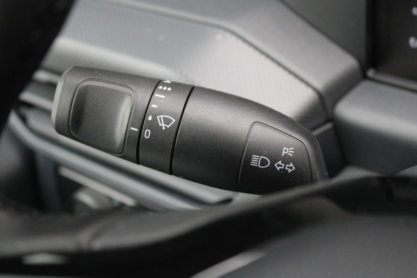 Ford Transit Custom 320 2.0 TDCI L2H1 Trend DC 136pk - 2x Schuifdeur - Camera - Stoel&Stuur verwarming - Carplay/Android - Rijklaar