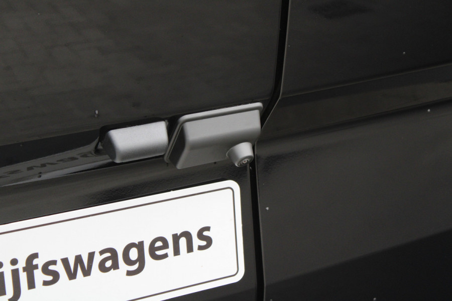 Ford Transit Custom 320 2.0 TDCI L2H1 Trend DC 136pk - 2x Schuifdeur - Camera - Stoel&Stuur verwarming - Carplay/Android - Rijklaar