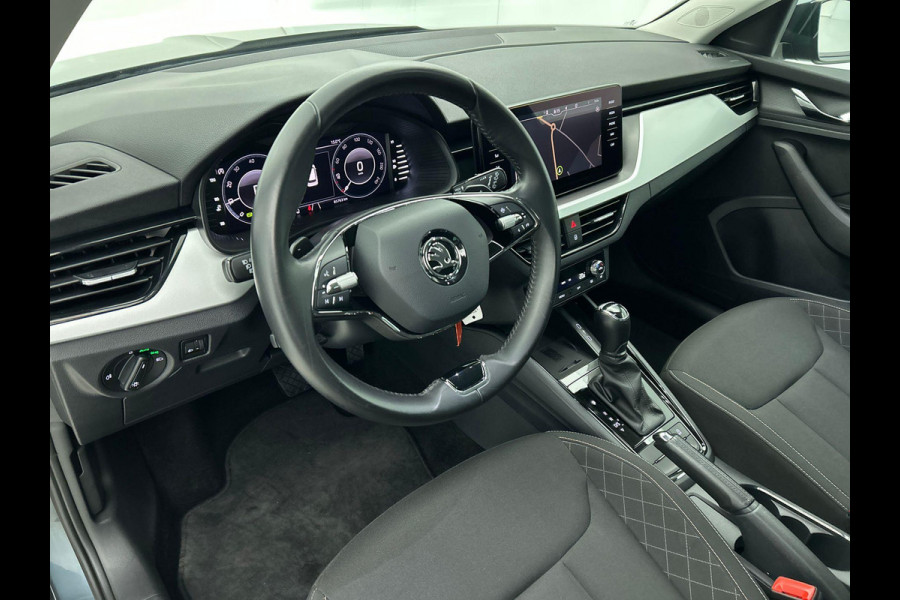 Škoda Kamiq 1.0 TSI 110PK DSG Style Drive 125 | Navigatie | Climate Control | DAB | Digitale cockpit | Cruise Control adaptive | Parkeer sensoren V+A | Stoelverwarming