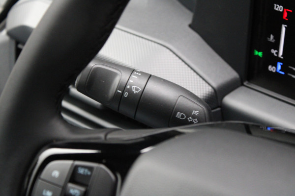 Ford Transit Custom 320 2.0 TDCI L2H1 Trend DC 136pk - Carplay - Android - Camera - LED koplampen - Stoel + Stuurverwarming - Rijklaar