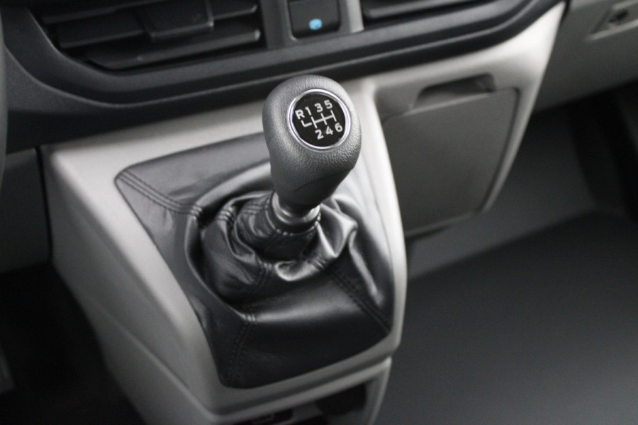 Ford Transit Custom 320 2.0 TDCI L2H1 Trend DC 136pk - Carplay - Android - Camera - LED koplampen - Stoel + Stuurverwarming - Rijklaar