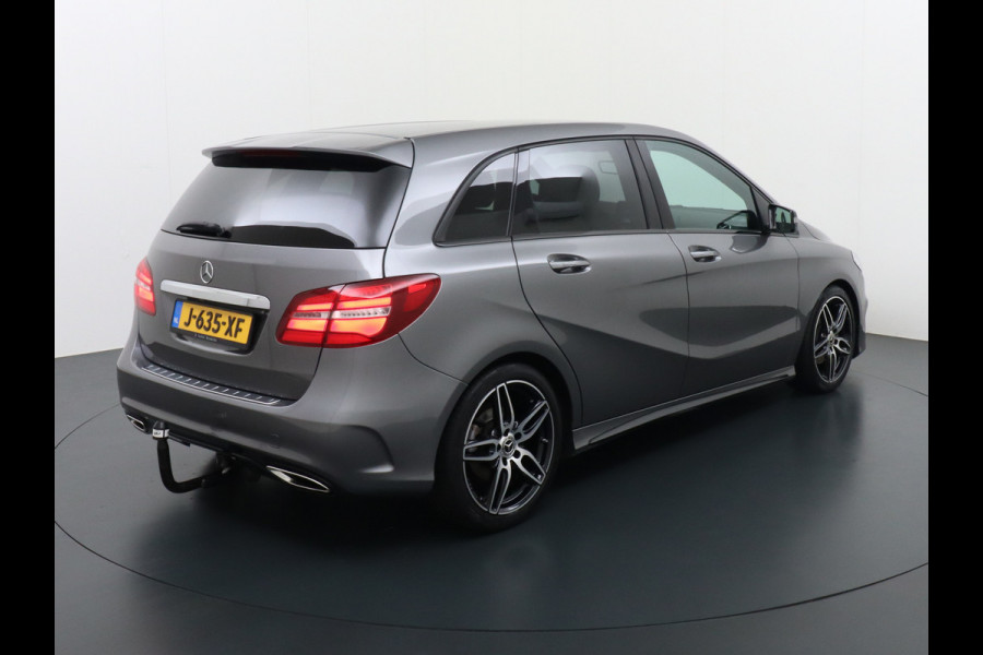 Mercedes-Benz B-Klasse 200 Ambition | Trekhaak Carplay Sfeer