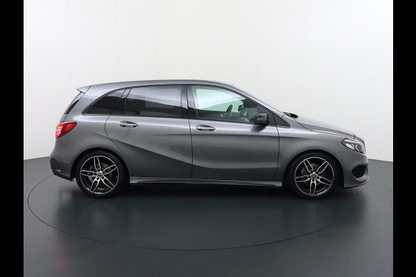 Mercedes-Benz B-Klasse 200 Ambition | Trekhaak Carplay Sfeer