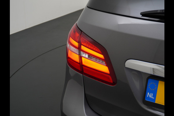 Mercedes-Benz B-Klasse 200 Ambition | Trekhaak Carplay Sfeer