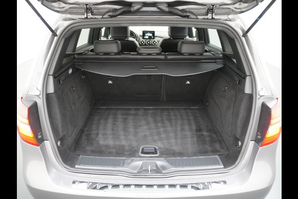 Mercedes-Benz B-Klasse 200 Ambition | Trekhaak Carplay Sfeer