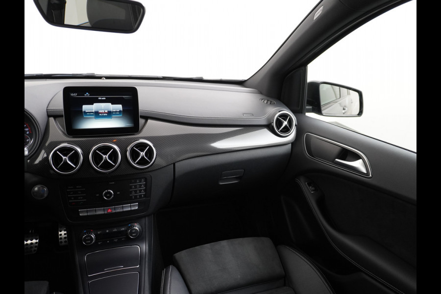 Mercedes-Benz B-Klasse 200 Ambition | Trekhaak Carplay Sfeer