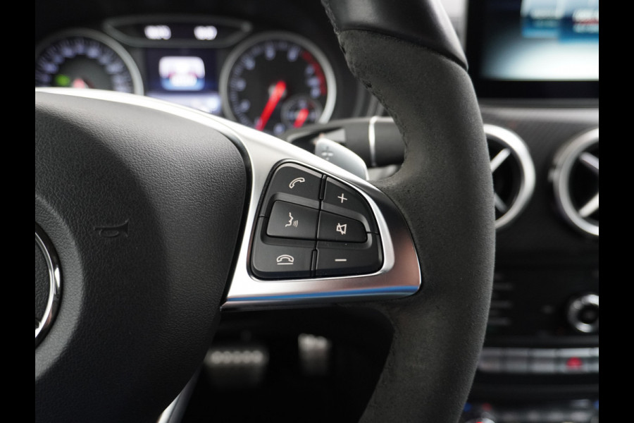 Mercedes-Benz B-Klasse 200 Ambition | Trekhaak Carplay Sfeer