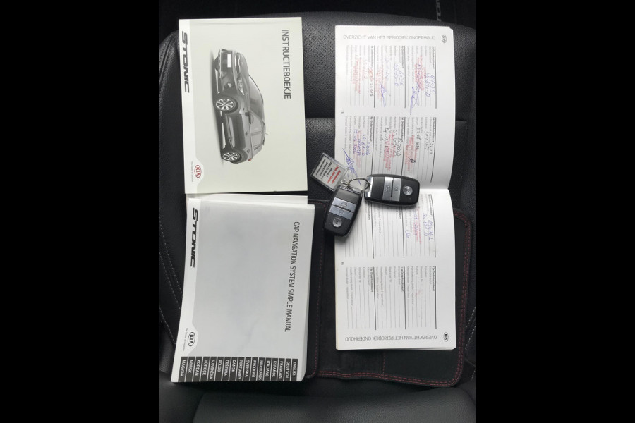 Kia Stonic 1.0 ExecutiveLine Trekhaak Dealer onderhouden Kia Stonic 1.0 ExecutiveLine Trekhaak Dealer onderhouden