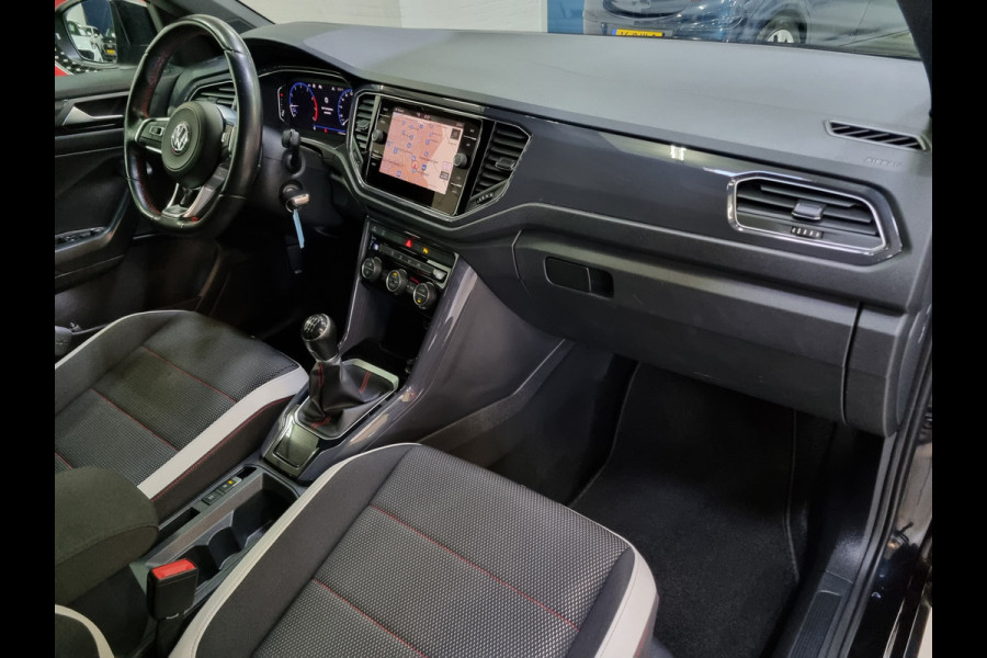 Volkswagen T-Roc 1.0 TSI Sport ✅MOOIE AUTO ✅GARANTIE Volkswagen T-Roc 1.0 TSI Sport ✅MOOIE AUTO ✅GARANTIE
