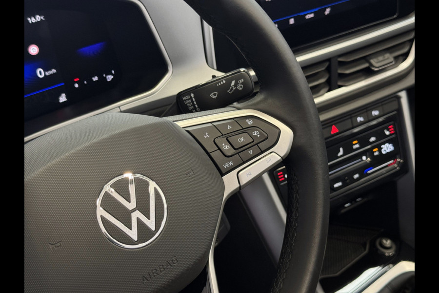 Volkswagen T-Roc Cabrio TSI VIR.COCKPIT CARPLAY NAVI IQ.LED STOEL/STUUR.VERW DAB ADAP.CRUISE 05/2024 "Volkswagen rijden begint bij Topautos.nl – 75 topmodellen direct op voorraad!"