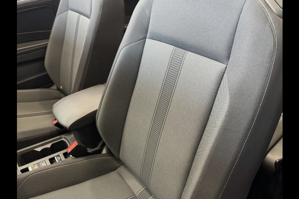 Volkswagen T-Roc Cabrio TSI VIR.COCKPIT CARPLAY NAVI IQ.LED STOEL/STUUR.VERW DAB ADAP.CRUISE 05/2024 "Volkswagen rijden begint bij Topautos.nl – 75 topmodellen direct op voorraad!"