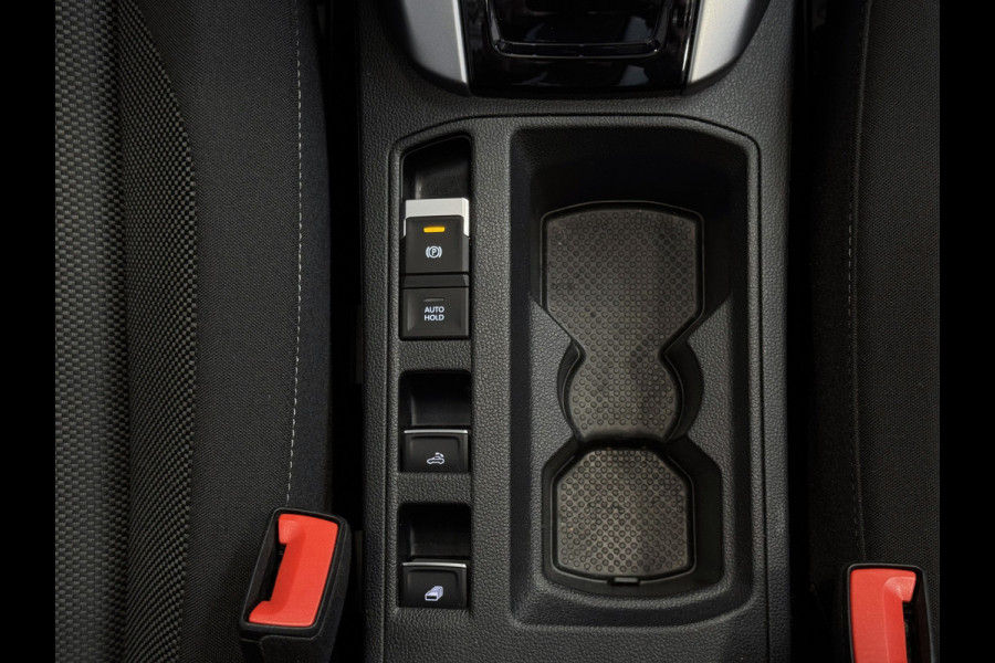 Volkswagen T-Roc Cabrio TSI VIR.COCKPIT CARPLAY NAVI IQ.LED STOEL/STUUR.VERW DAB ADAP.CRUISE 05/2024 "Volkswagen rijden begint bij Topautos.nl – 75 topmodellen direct op voorraad!"
