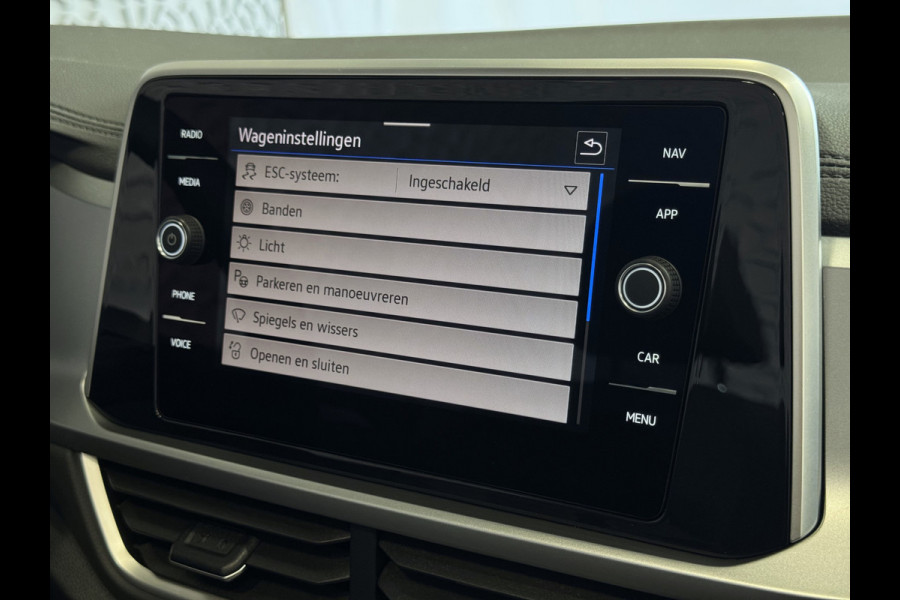 Volkswagen T-Roc Cabrio TSI VIR.COCKPIT CARPLAY NAVI IQ.LED STOEL/STUUR.VERW DAB ADAP.CRUISE 05/2024 "Volkswagen rijden begint bij Topautos.nl – 75 topmodellen direct op voorraad!"
