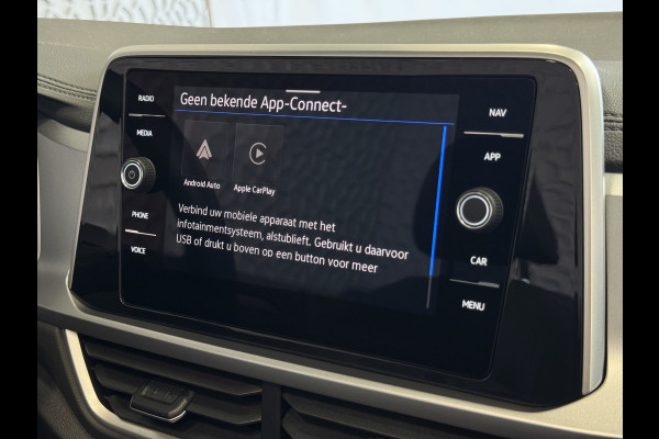 Volkswagen T-Roc Cabrio TSI VIR.COCKPIT CARPLAY NAVI IQ.LED STOEL/STUUR.VERW DAB ADAP.CRUISE 05/2024 "Volkswagen rijden begint bij Topautos.nl – 75 topmodellen direct op voorraad!"