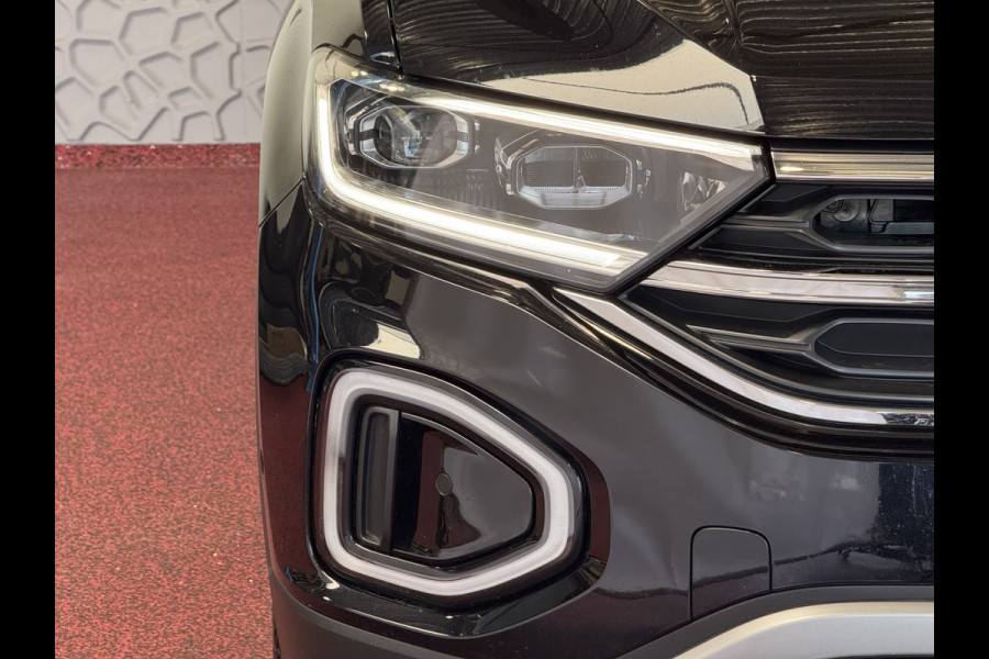 Volkswagen T-Roc Cabrio TSI VIR.COCKPIT CARPLAY NAVI IQ.LED STOEL/STUUR.VERW DAB ADAP.CRUISE 05/2024 "Volkswagen rijden begint bij Topautos.nl – 75 topmodellen direct op voorraad!"
