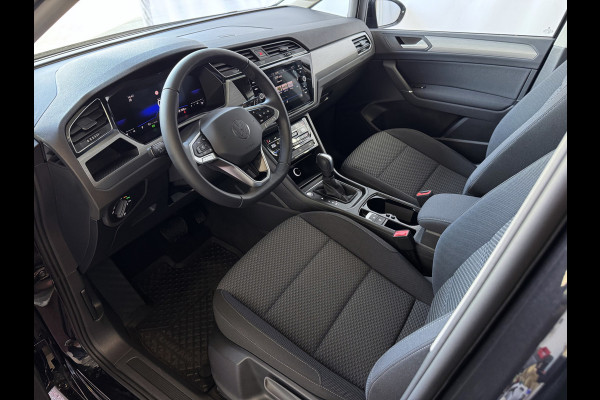 Volkswagen Touran 1.5 TSI 150PK 7P CARPLAY NAVI CAMERA LED ELEK.KLEP VIR.COCKPIT DODE.HOEK DET. STOELVERW KEYLESS 7P 7PERS 10/2024 "Volkswagen rijden begint bij Topautos.nl – 75 topmodellen direct op voorraad!"