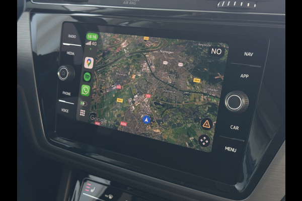 Volkswagen Touran 1.5 TSI 150PK 7P CARPLAY NAVI CAMERA LED ELEK.KLEP VIR.COCKPIT DODE.HOEK DET. STOELVERW KEYLESS 7P 7PERS 10/2024 "Volkswagen rijden begint bij Topautos.nl – 75 topmodellen direct op voorraad!"