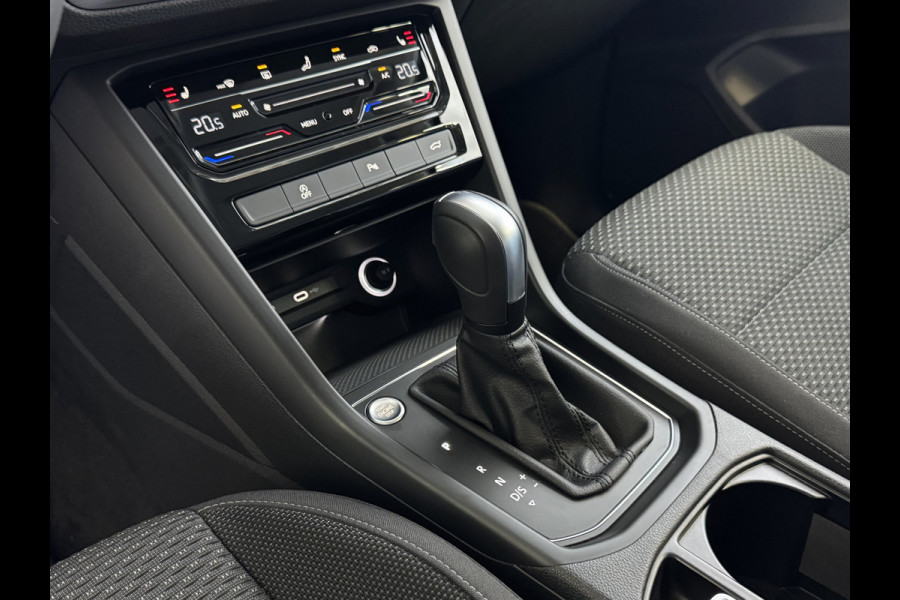 Volkswagen Touran 1.5 TSI 150PK 7P CARPLAY NAVI CAMERA LED ELEK.KLEP VIR.COCKPIT DODE.HOEK DET. STOELVERW KEYLESS 7P 7PERS 10/2024 "Volkswagen rijden begint bij Topautos.nl – 75 topmodellen direct op voorraad!"