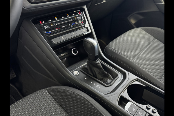 Volkswagen Touran 1.5 TSI 150PK 7P CARPLAY NAVI CAMERA LED ELEK.KLEP VIR.COCKPIT DODE.HOEK DET. STOELVERW KEYLESS 7P 7PERS 10/2024 "Volkswagen rijden begint bij Topautos.nl – 75 topmodellen direct op voorraad!"