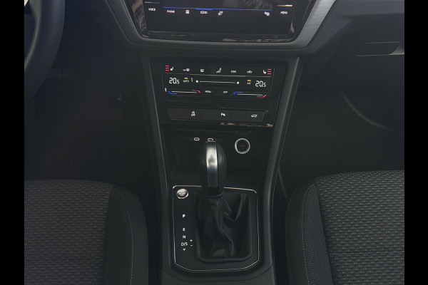 Volkswagen Touran 1.5 TSI 150PK 7P CARPLAY NAVI CAMERA LED ELEK.KLEP VIR.COCKPIT DODE.HOEK DET. STOELVERW KEYLESS 7P 7PERS 10/2024 "Volkswagen rijden begint bij Topautos.nl – 75 topmodellen direct op voorraad!"