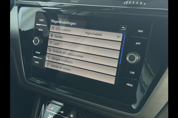 Volkswagen Touran 1.5 TSI 150PK 7P CARPLAY NAVI CAMERA LED ELEK.KLEP VIR.COCKPIT DODE.HOEK DET. STOELVERW KEYLESS 7P 7PERS 10/2024 "Volkswagen rijden begint bij Topautos.nl – 75 topmodellen direct op voorraad!"