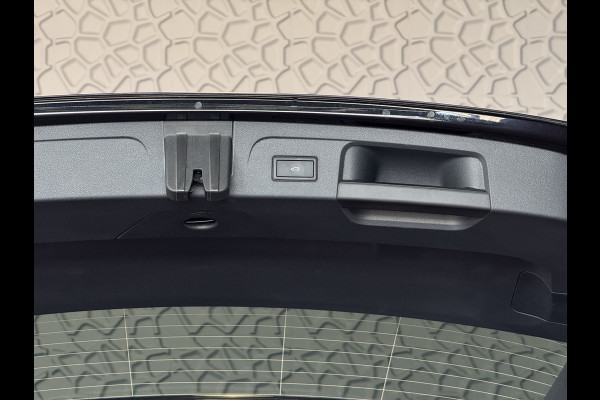 Volkswagen Touran 1.5 TSI 150PK 7P CARPLAY NAVI CAMERA LED ELEK.KLEP VIR.COCKPIT DODE.HOEK DET. STOELVERW KEYLESS 7P 7PERS 10/2024 "Volkswagen rijden begint bij Topautos.nl – 75 topmodellen direct op voorraad!"