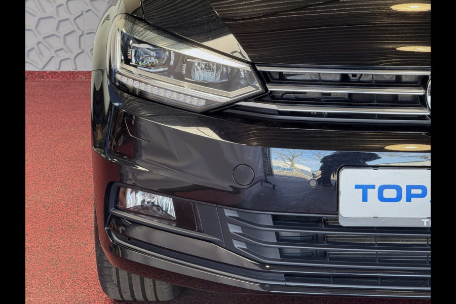 Volkswagen Touran 1.5 TSI 150PK 7P CARPLAY NAVI CAMERA LED ELEK.KLEP VIR.COCKPIT DODE.HOEK DET. STOELVERW KEYLESS 7P 7PERS 10/2024 "Volkswagen rijden begint bij Topautos.nl – 75 topmodellen direct op voorraad!"