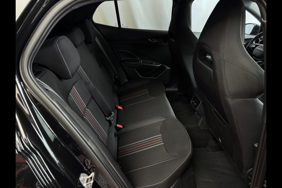 Škoda Fabia 1.0 TSI 116PK MONTE CARLO BLACK CAMERA LED STOEL/STUUR VERW ADAP, CRUISE VIC.COCKPIT 03/2025 Škoda Fabia 1.0 TSI 116PK MONTE CARLO BLACK CAMERA LED STOEL/STUUR VERW ADAP, CRUISE VIC.COCKPIT 03/2025