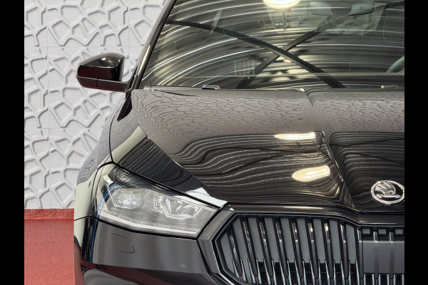 Škoda Fabia 1.0 TSI 116PK MONTE CARLO BLACK CAMERA LED STOEL/STUUR VERW ADAP, CRUISE VIC.COCKPIT 03/2025 Škoda Fabia 1.0 TSI 116PK MONTE CARLO BLACK CAMERA LED STOEL/STUUR VERW ADAP, CRUISE VIC.COCKPIT 03/2025